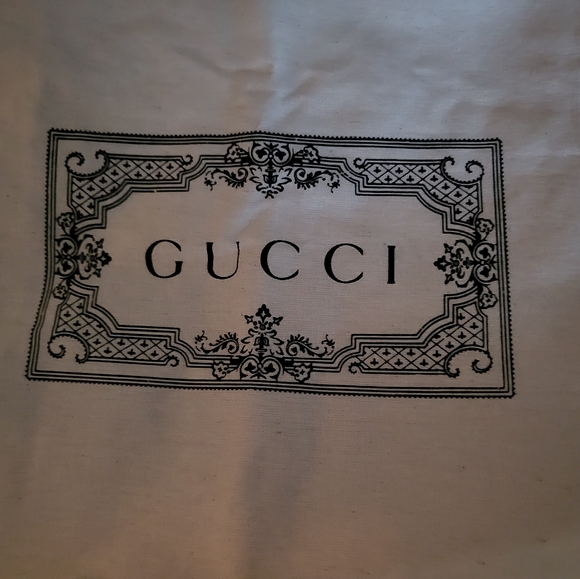 Authentic Guggi shopping bag - Picture 5 of 14